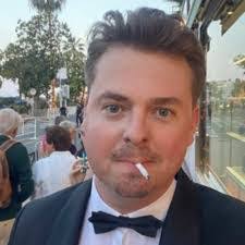 Calvin Dykstra's Instagram, Twitter & Facebook