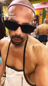 Que onda con esos uniformes del show? Jajajaja Chris Facundo Javier Ramos