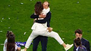Sissi tuchel was born in germany, which means that her nationality is german, such as her husband. K26pu2tvptzf5m