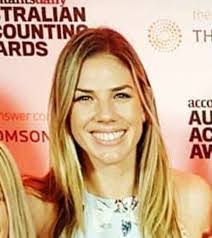 Suzanne Capuano's Instagram, Twitter & Facebook