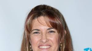 Carrie Lindsay's Instagram, Twitter & Facebook