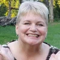 Jeanne Holt's Instagram, Twitter & Facebook