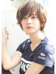 アクアオモテサンドウ acqua omotesando acqua表参道 紺野善仙 リラックス感のある小顔ショート 女性 髪型 ショート ショートカット クール ショート