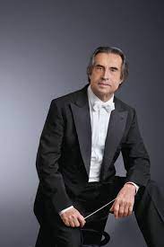 We did not find results for: Riccardo Muti Salzburger Festspiele