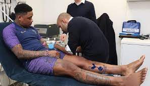 Steven bergwijn zijn sterrenbeeld is weegschaal en hij is nu 23 jaar oud. Êœá´‡ êœ± á´€ ÊÉªá´…á´…á´ On Twitter Man Is A Yid Check Out The Tattoo On His Leg Coys Thfc Bergwijn Bonus Points If You Can Find What S Wrong With The Pic Https T Co Ylzizsttq5