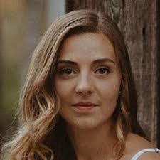 Samantha Ebert's Instagram, Twitter & Facebook