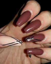 Pose Chablon Creme Chocolat Ruban Argent Piercing Perle Argent Nailart Nails Ongles Onglesdesign Chablon Idees Vernis A Ongles Vernis A Ongles Chablon