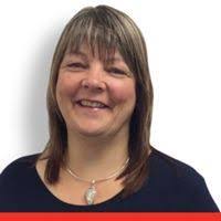 Tracy Palmer's Instagram, Twitter & Facebook