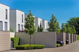 Wenn sie sich ein modernes gesamtbild wünschen, errichten wir ihre trockenmauer auch gerne aus palisaden, die zu lebendigen blickpunkten werden. Gartenmauer Top Ideen Zum Mauern Verkleiden Gestalten