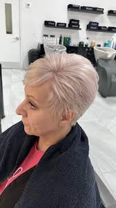 Lupita Mastercolorist