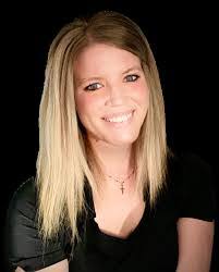 Victoria Mink's Instagram, Twitter & Facebook