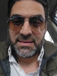 الشغل شغل والعيلة عيلة: أهمية التوازن بين العمل والأسرة