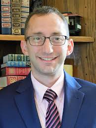 Robert Brueckner Celebrated for Dedication to the Field of Law