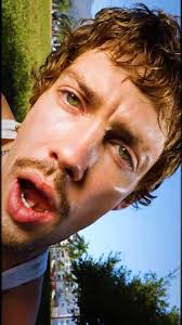 I loved to see this song evolve with me, love playing it live and the  resilient energy it gives. Happy to see it in its butterfly stage, taking  off, after two years in the cocoon. Suivant/Next! ...