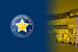 Θέλησε να ανανεώσει το κούρεμα στα μαλλιά της. Kai Alles Leptomereies Toy Neoy Shmatos Toy Astera Apokalyptei O K Kenes Contraepithesi