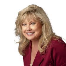 Kathy Nau's Instagram, Twitter & Facebook