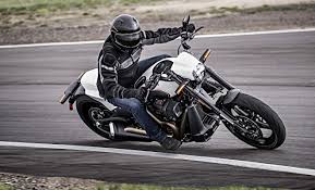 He was also an ice speed skater, cyclist, and competed in other ex. Harley Davidson Bietet Wenig Neues Fur 2019 Autogazette De