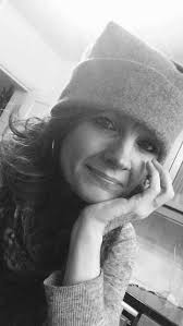 Anna Rowe Defends Anti-Catfishing Petition