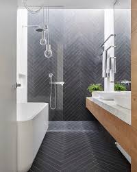 Modern Bathroom With Herringbone Pattern Tile I Decor Aid Small Bathroom Bathroom Design Bathroom Inspiration