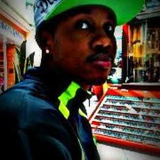 Damon Garfield's Instagram, Twitter & Facebook