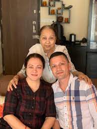 Mandakini originates from the chorabari glacier. Mandakini And Family Members Bollywood Reporter Facebook