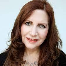 Heidi Mchenry's Instagram, Twitter & Facebook