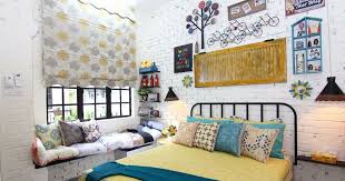 For more information and source, see on this link : Dekorasi 4 Rumah Kecil Atas Tanah 3600 Kaki Persegi Di Klang Ini Cantik