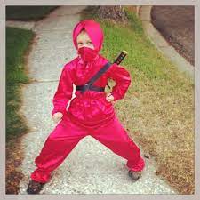 Weibliche ninja kämpferinnen werden kunoichi genannt. Halloween Kostume Monster Oder Prinzessin Kinderzeit Bremen De