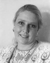 Netflix's Dirty John: The Betty Broderick Story left out huge detail about  Betty