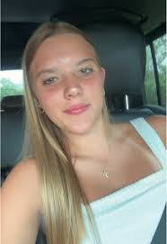 Mallory Sweet's Instagram, Twitter & Facebook