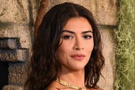 Amanda Slater's Instagram, Twitter & Facebook