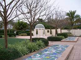 Its seasonal garden display area, aw created to show off the best flowering annuals for use in florida gardens. Wedding Garden Bild Von Florida Botanical Gardens Largo Tripadvisor