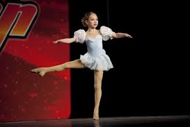 Dance Moms Maddie Has A Secret Recap Dance Moms Maddie Dance Moms Pictures Dance Moms