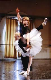 Gluck (2008), il 7 e l'8 (2007). Karl Paquette Eleonora Abbagnato Repetant Rehearsing Don Quichotte Chor R Noureyev Paris Opera Ballet Ballerina Project Ballet