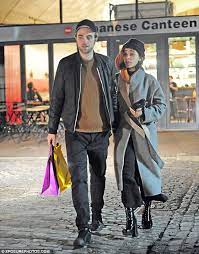 So anybody he took up with was going to have a tough time. Robert Pattinson And Fka Twigs Quash Split Rumours Daily Mail Online