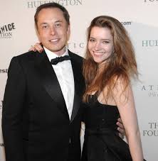 Elon musk and justine musk married in january 2000 in an intimate wedding ceremony. Justine Musk Blogs About Divorcing Billionaire Elon Musk The Star