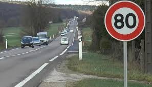 Artisans ou opposants du 80 km/h, tous les acteurs de la sécurité routière se refusent à dresser dès maintenant un bilan de l'abaissement de la vitesse maximale sur 400 000 kilomètres de routes secondaires, entré en vigueur le 1er juillet après des mois de controverses. 80 Km H Le Bilan Communique De Facon Imminente