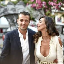 Citeste si actorul gerard butler si romanca madalina ghenea vor sa faca nunta la un castel din scotia. The First Pictures With Mr Cash S Son After The Divorce By MÄdÄlina Ghenea Madalina Ghenea