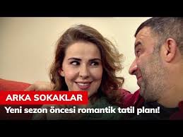 Arka sokaklar volkan hande ateşli öpüşme boğaç aksoy başak atıcı. Yeni Sezon Oncesi Romantik Tatil Plani Arka Sokaklar 485 Bolum