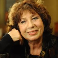 In addition to numerous solo albums, her voice is recorded in more than a hundred film soundtracks. Elena Kamburova Biografiya I Lichnaya Zhizn Pevicy