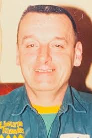 Leanne Manning's Instagram, Twitter & Facebook