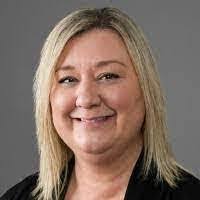 Danette Hanson's Instagram, Twitter & Facebook