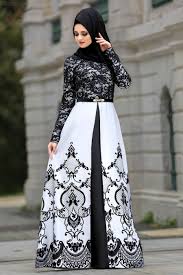 Sebenarnya cara membuatnya hampir sama dengan teknik membuat karakter komik, tool yang digunakan juga seputar bezier dan shape tool. 55 Desain Baju Gamis Elegan Busana Islami Gaun Sederhana Gaya Abaya