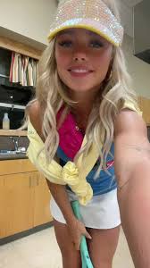 Darian Rhodes First Class