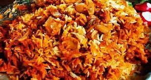 طرز تهیه قارچ پلو خوشمزه و مجلسی با گوشت چرخ کرده در منزل