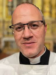 Illum itemm l-esperjenza tiegħu fostna is-Seminarista Daniel Abela. Filwaqt  li nirringrazzjawh tal-presenza fostna, nitolbu għalih. Daniel issa li ser  jibda' is-sena barra u imbagħad ikompli l-istudju tiegħu fis-Seminarju.  Tajjeb ukoll li nitolbu