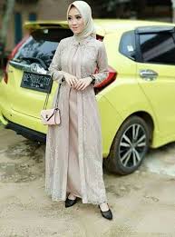 Model dress brokat elegan untuk pesta pernikahan. New Style Hijab Wisuda Ideas Dress Brokat Muslim Muslimah Dress Muslim Women Clothing