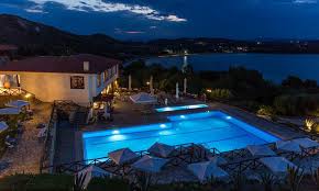 Ξενοδοχεία, ενοικιαζόμενα δωμάτια και camping σε όλη την ελλάδα Agionissi Resort Ammoylianh Xalkidikh Times 2021