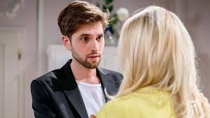 Sturm der Liebe"-Vorschau heute: Henry will Larissa die Wahrheit erzählen -  TV-Starts bei FILMSTARTS.de