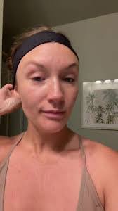 Jenny Houk's Instagram, Twitter & Facebook